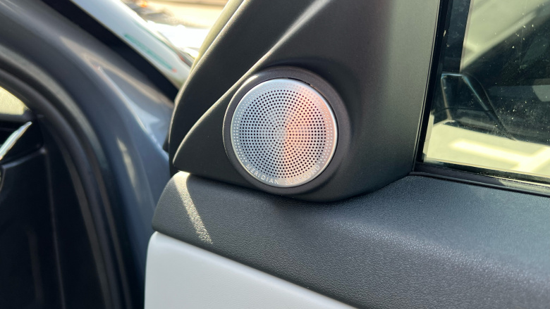 Land Rover Range Rover Evoque 1.5 P300e R-Dynamic HSE 5dr Auto Hatchback